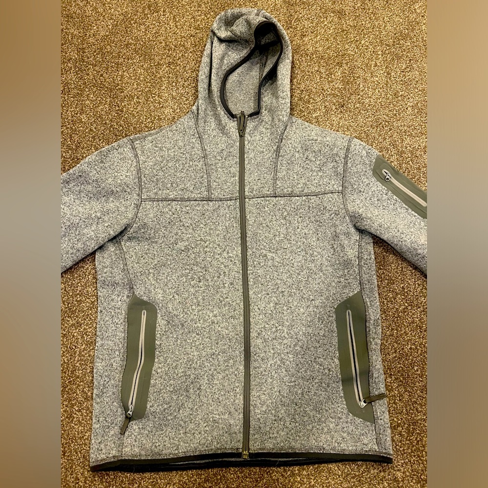 Arcteryx Covert Hoody - men’s medium